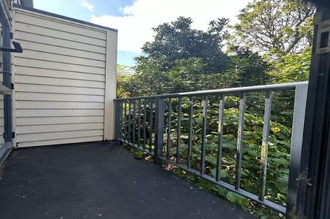 Photo of property in 29 Lawson Place, Mount Victoria, Wellington, 6011