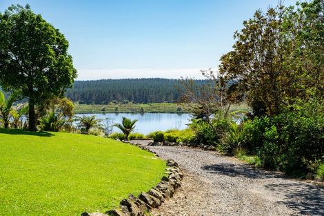 Photo of property in 562 Ocean View Road, Te Arai, Wellsford, 0975