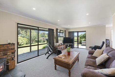 Photo of property in 24 Taylors Road, Otaki, 5583