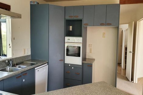 Photo of property in 19 Mandeville Place, Unsworth Heights, Auckland, 0632