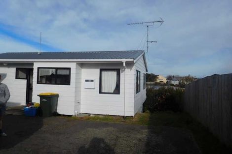 Photo of property in 57 Banks Street, Marfell, New Plymouth, 4310