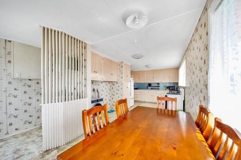 Photo of property in 2 Glasgow Street, Hawera, 4610