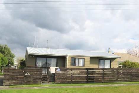 Photo of property in 28 Oxford Street, Parkvale, Tauranga, 3112