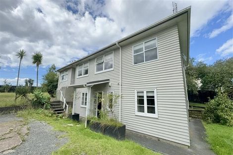 Photo of property in 19 Awaroa Road, Sunnyvale, Auckland, 0612
