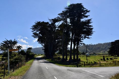 Photo of property in 4 Sunset Heights Road, Karamea, 7893