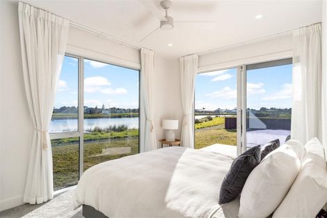 Photo of property in 218 Hamiora Street, Matarangi, 3592