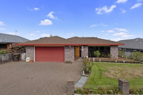 Photo of property in 7 Silhouette Way, Western Heights, Hamilton, 3200