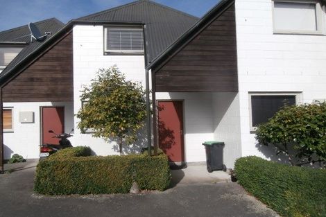 Photo of property in 2/30 Clissold Street, Merivale, Christchurch, 8014