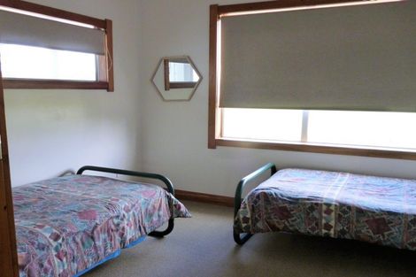 Photo of property in 9 Domett Street, Opunake, 4616