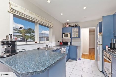 Photo of property in 74 Eskdale Road, Birkdale, Auckland, 0626