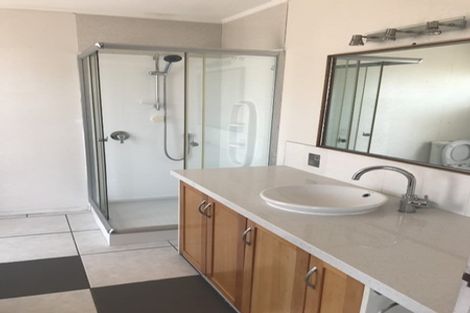 Photo of property in 209 Queen Street, Pukekohe, 2120