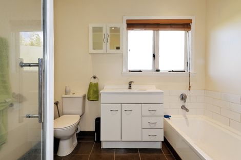 Photo of property in 79 La Rosa Street, Green Bay, Auckland, 0604