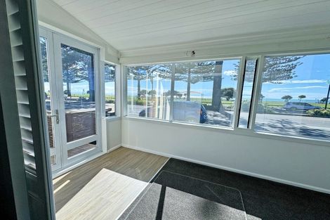 Photo of property in 407 Marine Parade, Napier South, Napier, 4110