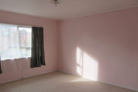Photo of property in 26 Santiago Crescent, Unsworth Heights, Auckland, 0632