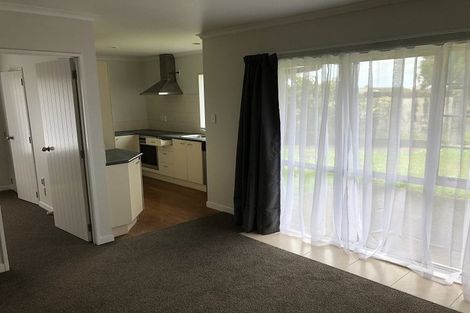 Photo of property in 1 Snave Place, East Tamaki, Auckland, 2013