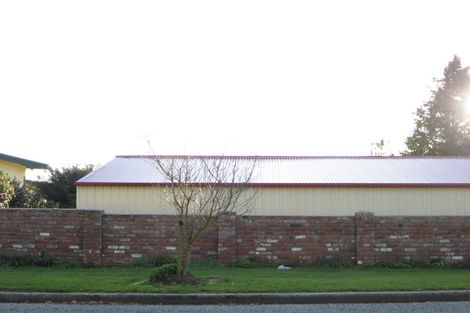 Photo of property in 102 Wentworth Street, East Gore, Gore, 9710