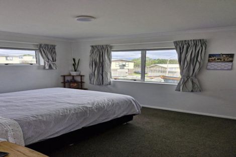 Photo of property in 17 Maui Place, Spotswood, New Plymouth, 4310