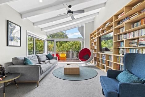 Photo of property in 37 Belle Vue Avenue, Northcote Point, Auckland, 0627