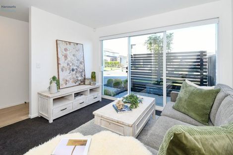 Photo of property in 6 Hoiho Road, Pukekohe, 2120