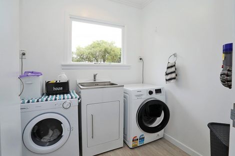 Photo of property in 44 Avenal Street, Avenal, Invercargill, 9810