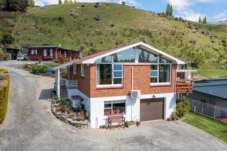 Photo of property in 1 Edinburgh Street, Roxburgh, 9500