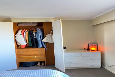 Photo of property in 19 Alexandra Road, Roseneath, Wellington, 6021