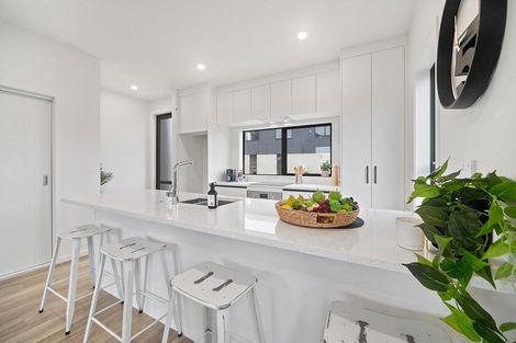 Photo of property in 94c Swanson Road, Henderson, Auckland, 0610