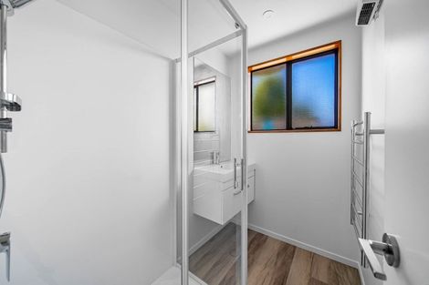 Photo of property in 1/14 Radnor Street, St Albans, Christchurch, 8014