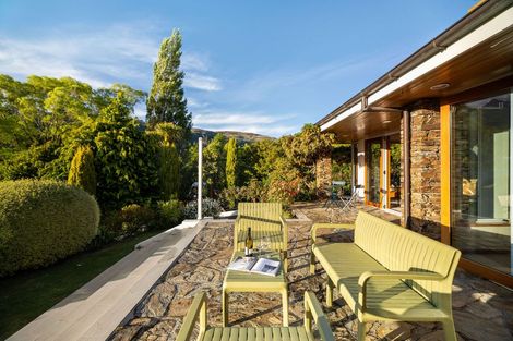 Photo of property in 45 Bay View Road, Kelvin Heights, Queenstown, 9300