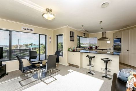 Photo of property in 20 Barrett Road, Whalers Gate, New Plymouth, 4310