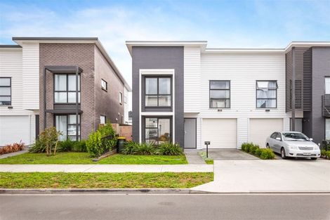 Photo of property in 24 Vincent Mcgrath Crescent, Swanson, Auckland, 0614