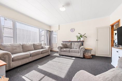 Photo of property in 21 Edinburgh Street, Levin, 5510