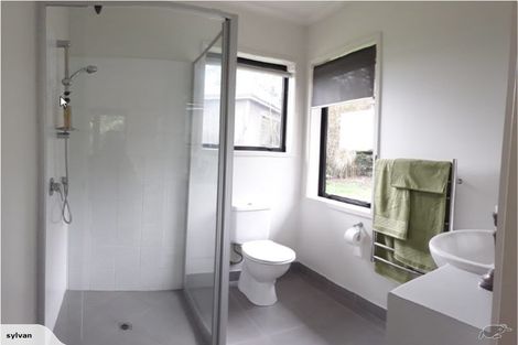 Photo of property in 341 Rimmer Road, Helensville, 0875