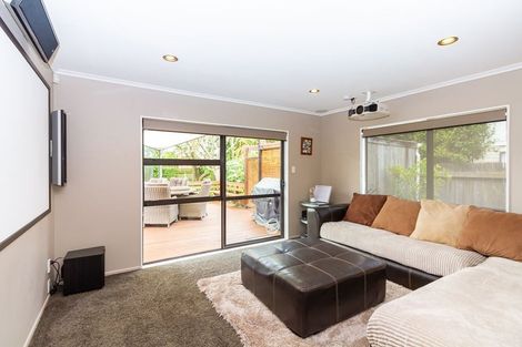 Photo of property in 6 Hanmer Place, Highbury, Palmerston North, 4412