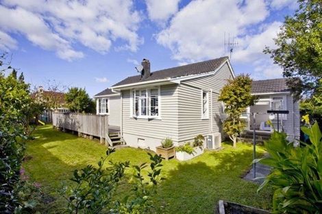 Photo of property in 7 Wicklow Road, Narrow Neck, Auckland, 0622