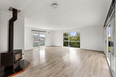 Photo of property in 3 Lorenzen Bay Road, Raglan, 3225