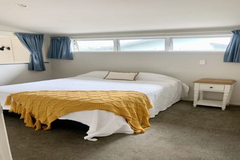 Photo of property in 9 Duncan Street, Tawa, Wellington, 5028