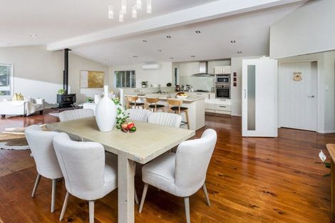 Photo of property in 19 Valerie Crescent, Okura, Albany, 0792