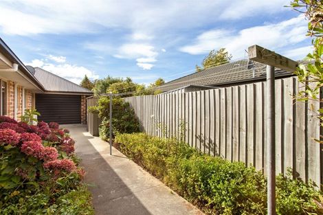 Photo of property in 12 Coolspring Way, Redwood, Christchurch, 8051