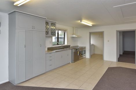 Photo of property in 33 Bournemouth Crescent, Aranui, Christchurch, 8061