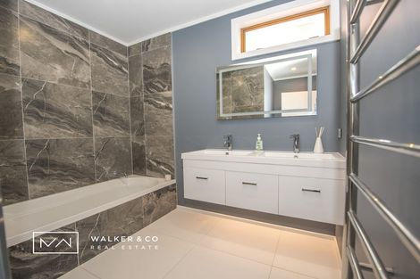 Photo of property in 6 Toledo Grove, Totara Park, Upper Hutt, 5018