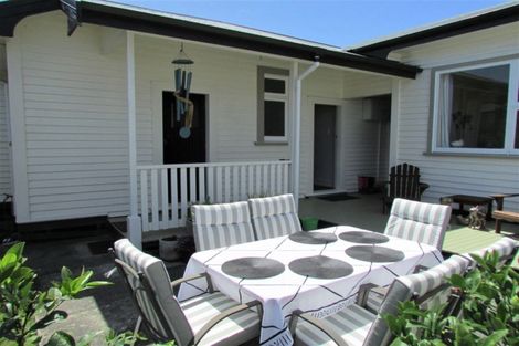 Photo of property in 16 Nelson Street, Greymouth, 7805