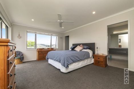 Photo of property in 21 Turpin Road, Riverhead, 0820