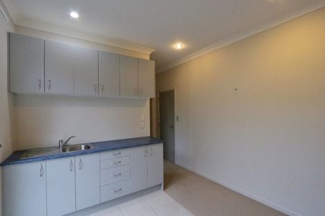 Photo of property in 56 Amberwood Drive, Northpark, Auckland, 2013
