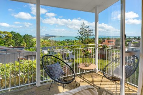 Photo of property in 112 Bleakhouse Road, Mellons Bay, Auckland, 2014