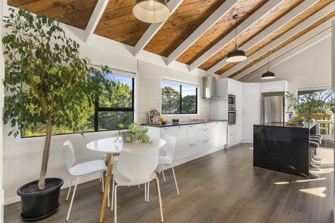 Photo of property in 110 Spinella Drive, Bayview, Auckland, 0629