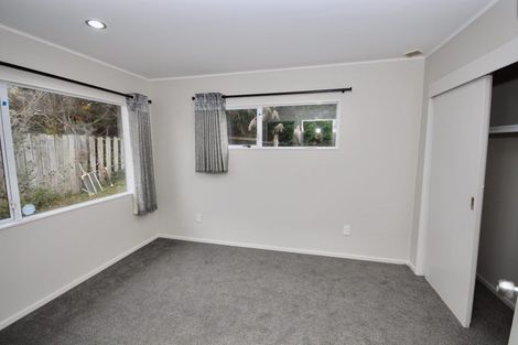 Photo of property in 2/30 Bruce Road, Glenfield, Auckland, 0629
