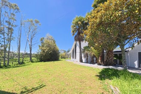 Photo of property in 229 Pine Valley Road, Dairy Flat, Silverdale, 0992