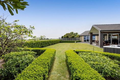 Photo of property in 253 Lwr Pitone Road, Pitone, New Plymouth, 4374