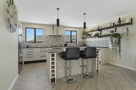 Photo of property in 11 Teal Place, Lake Hawea, Wanaka, 9382